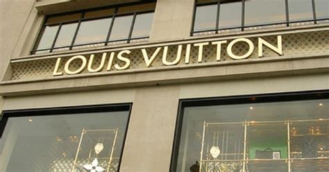 lavoro fondazione louis vuitton|lvmh offerte lavoro.